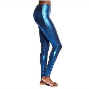 Free People sext shiny leggings